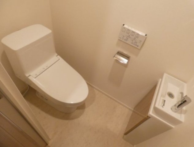 トイレ　別部屋参考写真