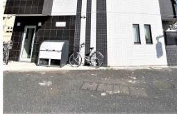 エントランス　駐車場