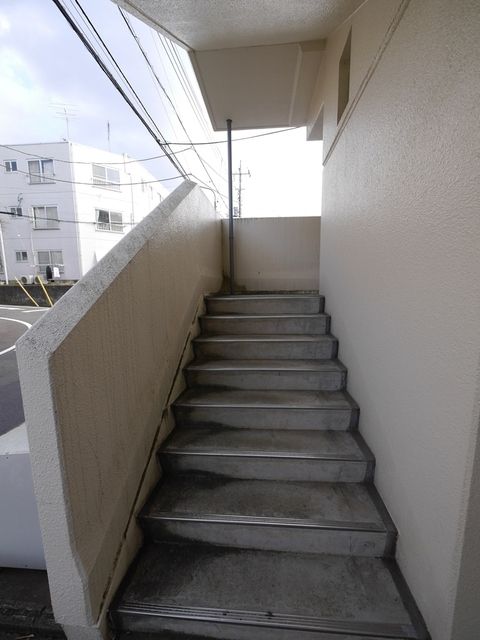 エントランス　★お部屋探しは株式会社タウンハウジング東京まで★