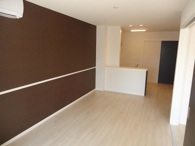 居室・リビング　※別部屋参考写真※