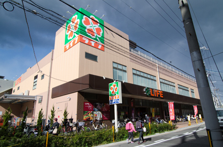 スーパー　ライフ下山手店（スーパー）まで716m