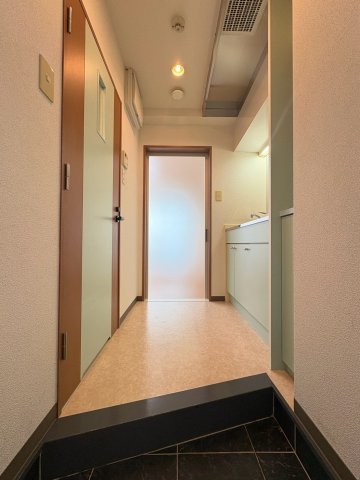 レザムルーズ西宮の玄関写真