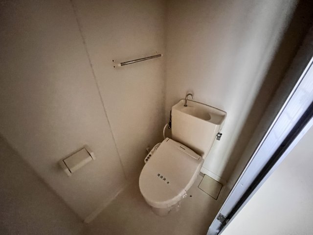 サルーテのトイレ写真