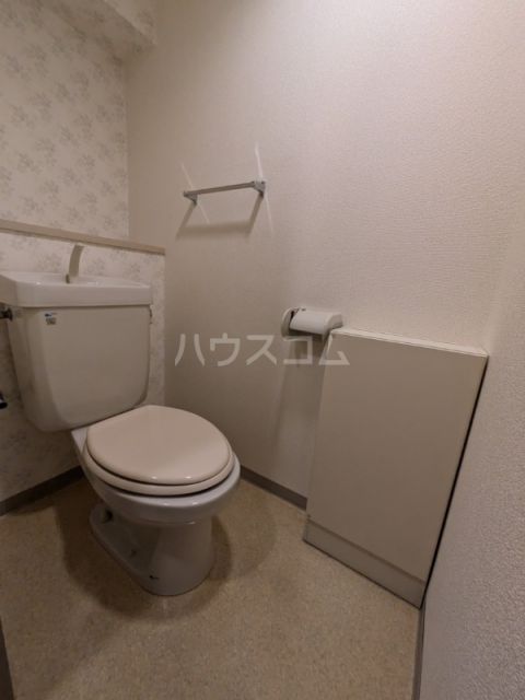 メゾン・ボナールのトイレ写真