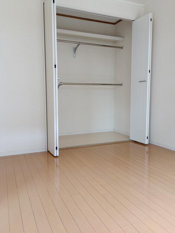 収納　洋室のクローゼット