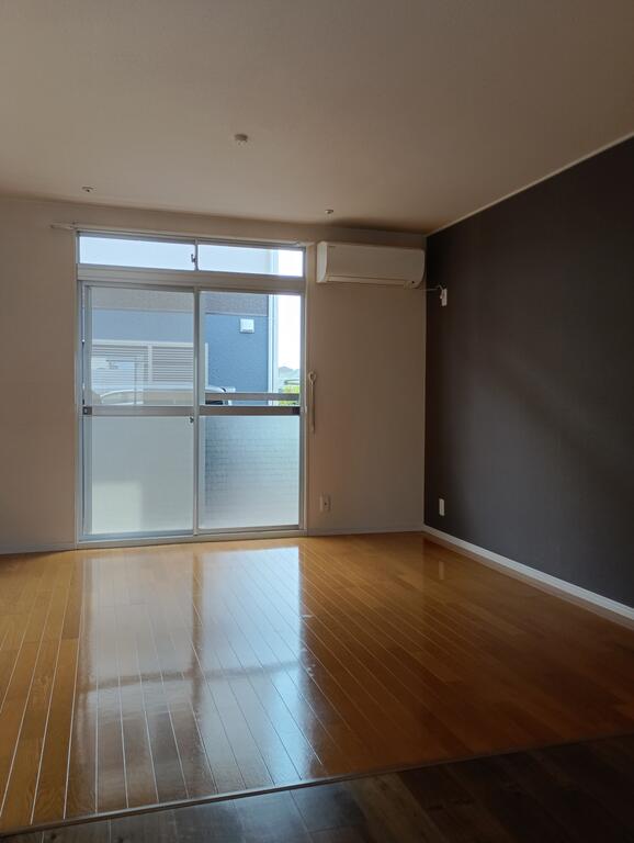 居室・リビング　１３帖リビング～使い勝手がいいですね！！