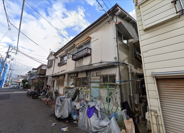 青葉町アパートの建物外観