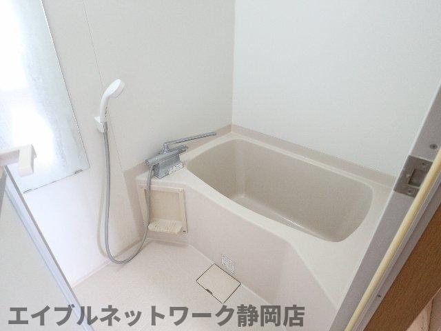 【静岡市葵区上足洗のマンションのバス・シャワールーム】