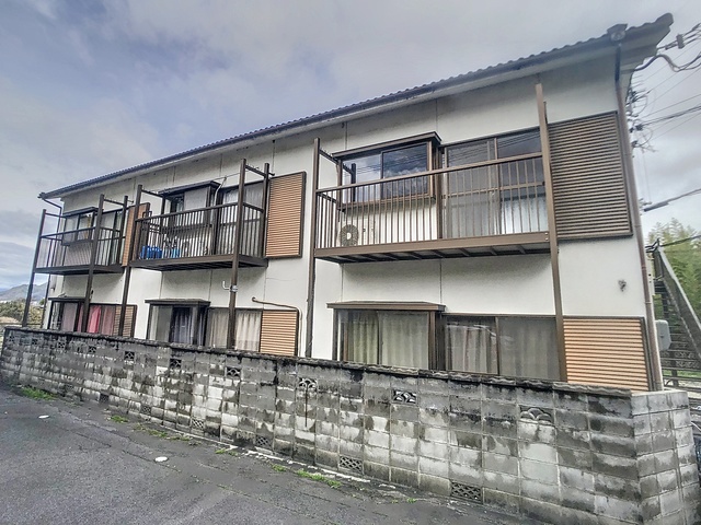 滋賀県湖南市平松（アパート）の賃貸物件の外観