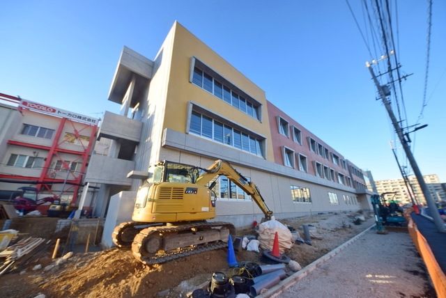 【船橋市行田のマンションの小学校】