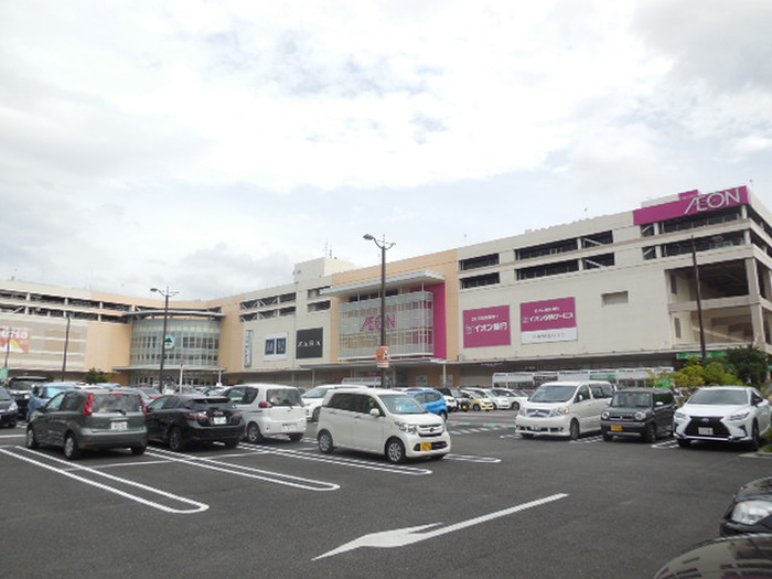 ショッピングセンター　イオンナゴヤドーム前店（ショッピングセンター）まで800m