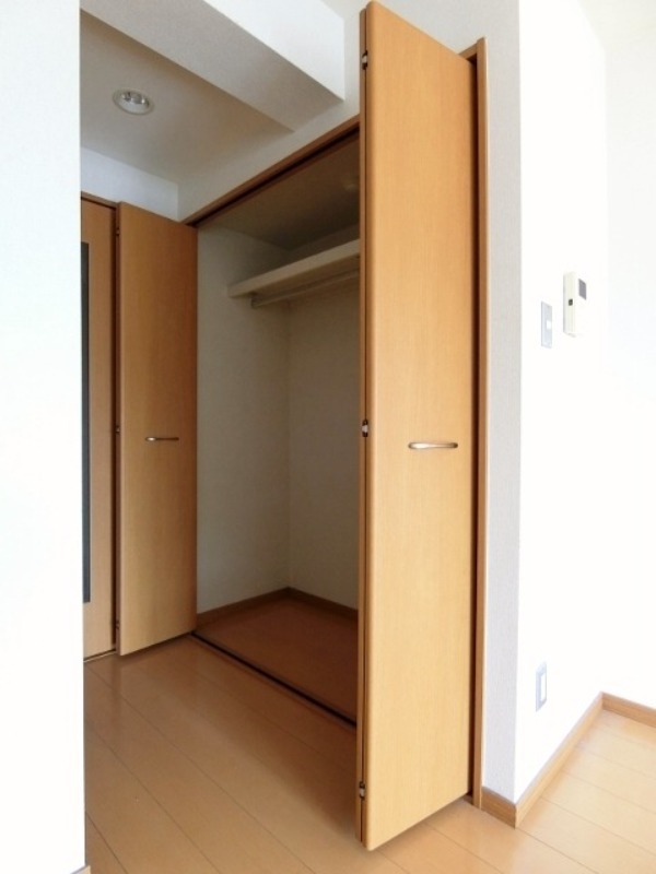 収納　図面と現状に相違がある場合には現状を優先