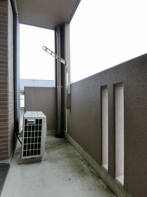 バルコニー　図面と現状に相違がある場合には現状を優先