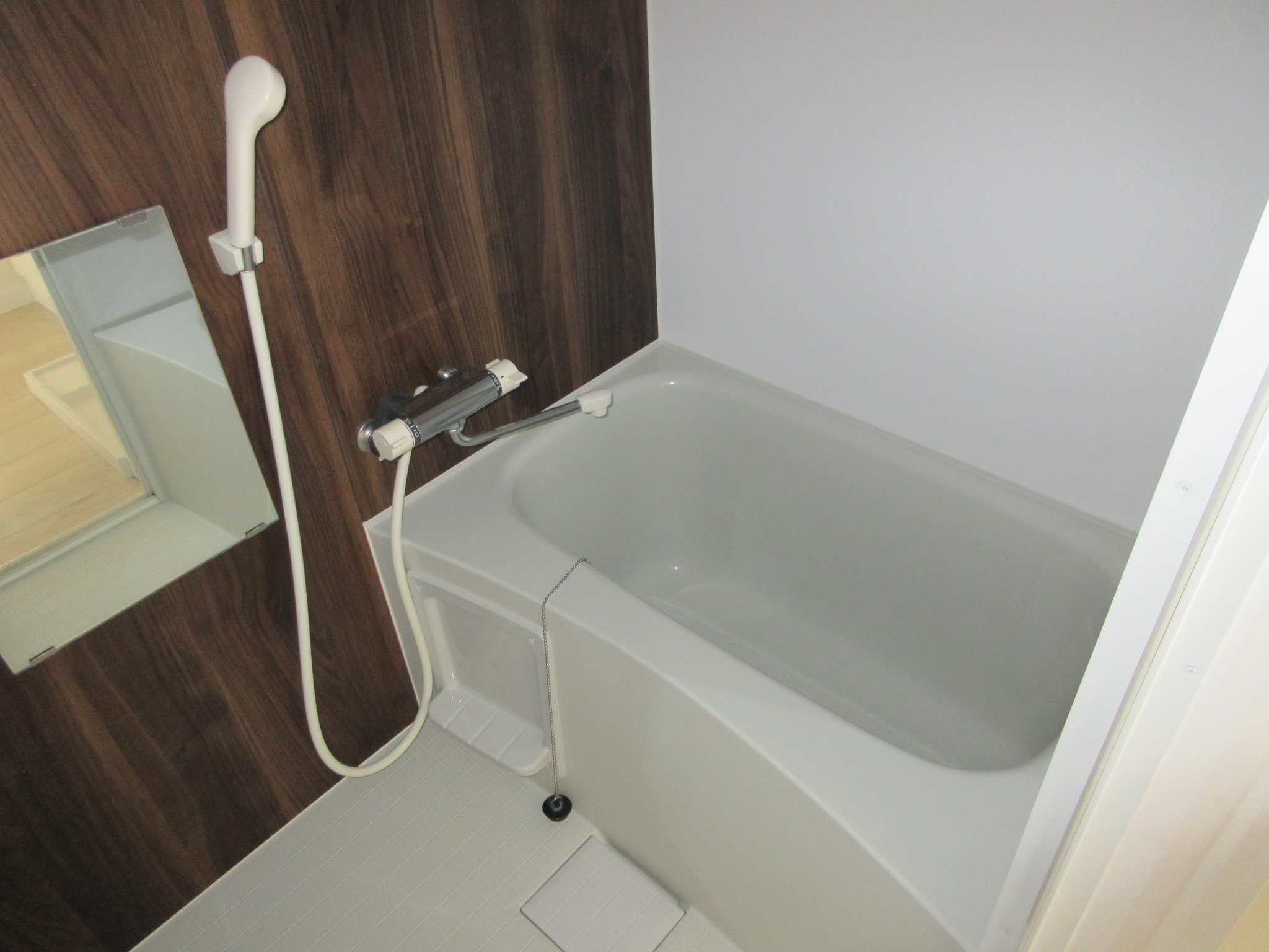 バス・シャワールーム　※現況を優先させていただきます。