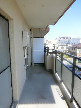 　バルコニー　ベランダ