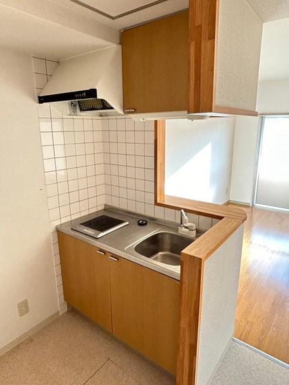 キッチン　※他の号室の写真です。