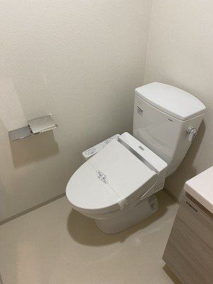 トイレ　トイレ