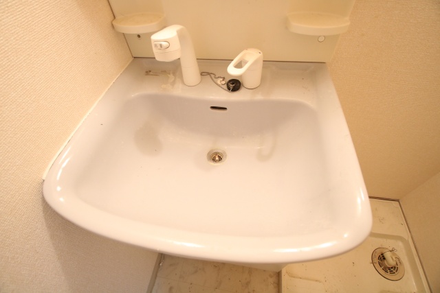 洗面設備　※別室の参考写真の為、現況優先です。