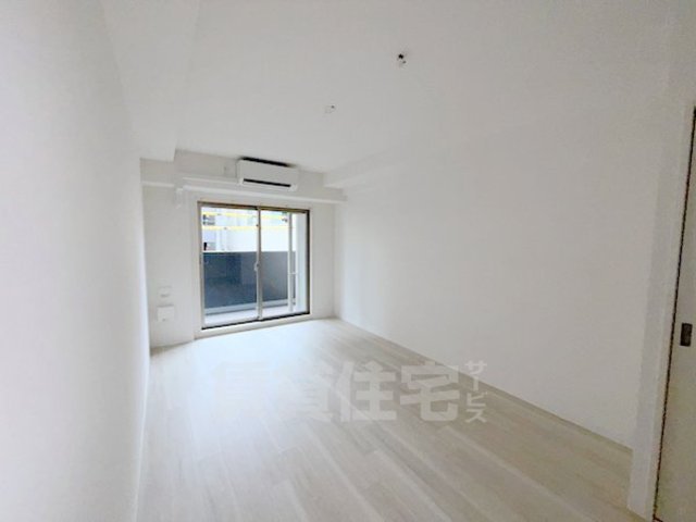 ソルテラス京都西院 悠洛の居間写真