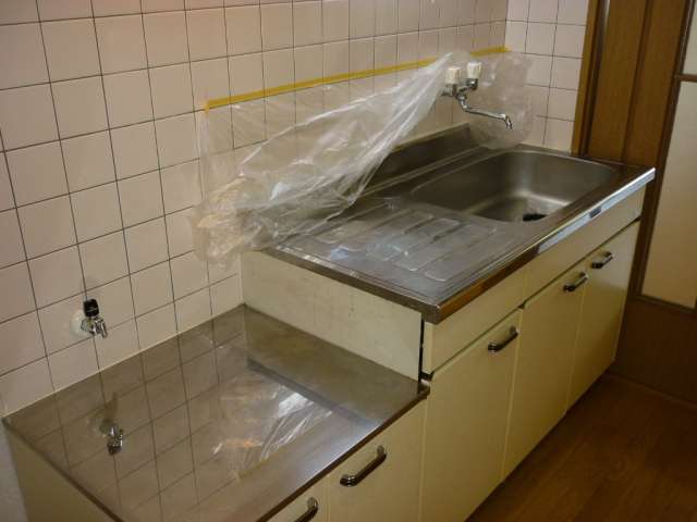 ネオパレス富田B棟のキッチン写真