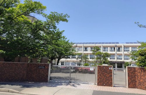 中学校　名古屋市立富田中学校（中学校）まで1436m