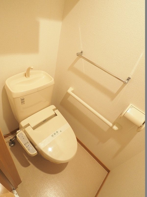 CROSS WAVE嵐山のトイレ写真