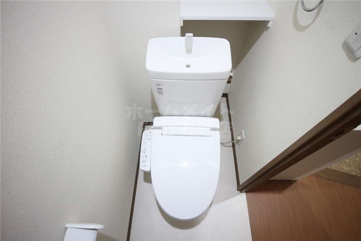 トイレ　落ち着いたトイレです