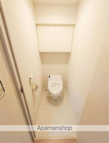 京王線 明大前駅 徒歩2分 7階建 築5年のトイレ写真
