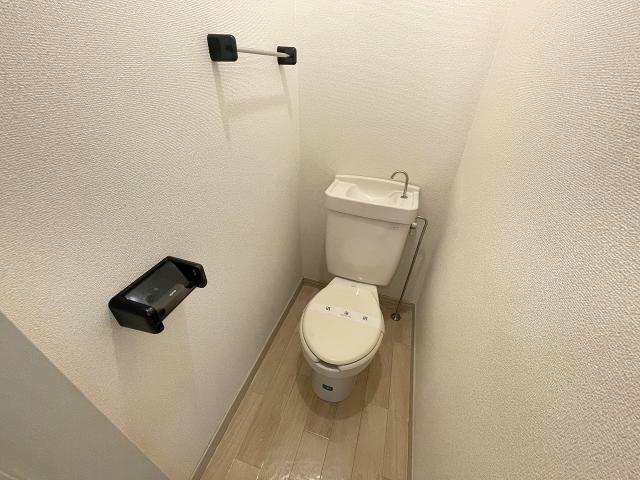【函館市千歳町のアパートのトイレ】