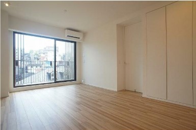 居室・リビング　内観1