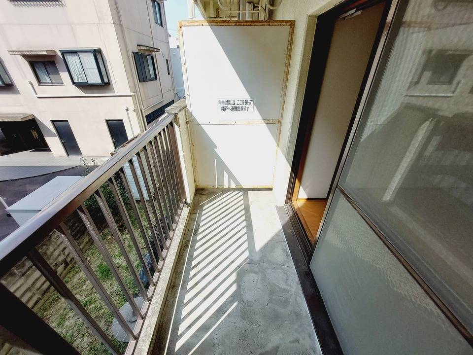 バルコニー　バルコニー