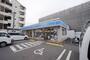 コンビニ　ローソン松山清水町3丁目店（コンビニ）まで220m