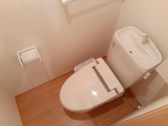 【米島一番館のトイレ】