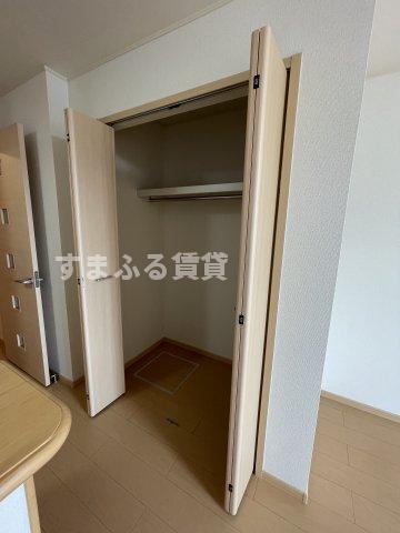 収納　同仕様　同施工会社　収納