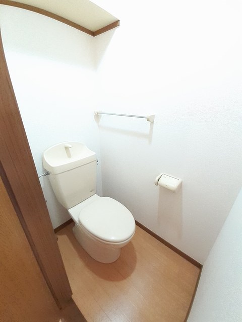 【シャン・ド・フルールＡのトイレ】