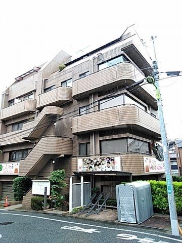 世田谷区桜のマンションの建物外観