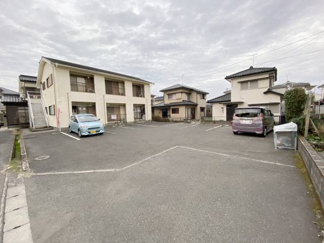 駐車場　駐車場・敷地内ごみ置き場