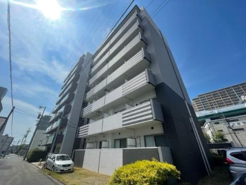 【名古屋市中川区百船町のマンションの建物外観】