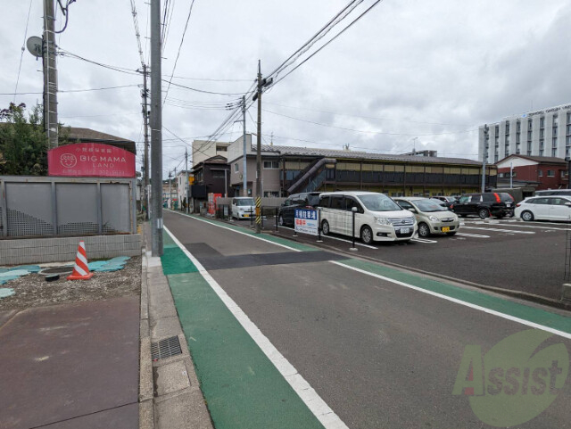 【仙台市若林区東八番丁のマンションの駐車場】