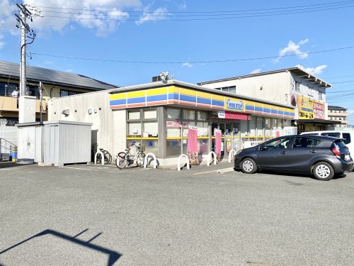 【静岡市清水区鳥坂のアパートのコンビニ】