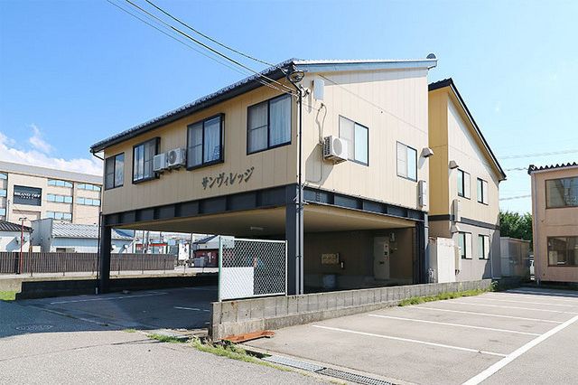 サンヴィレッジ新神田の建物外観