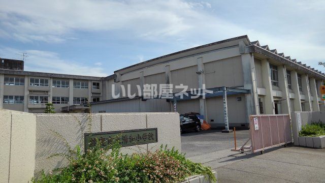 【鈴鹿市算所町のアパートの小学校】