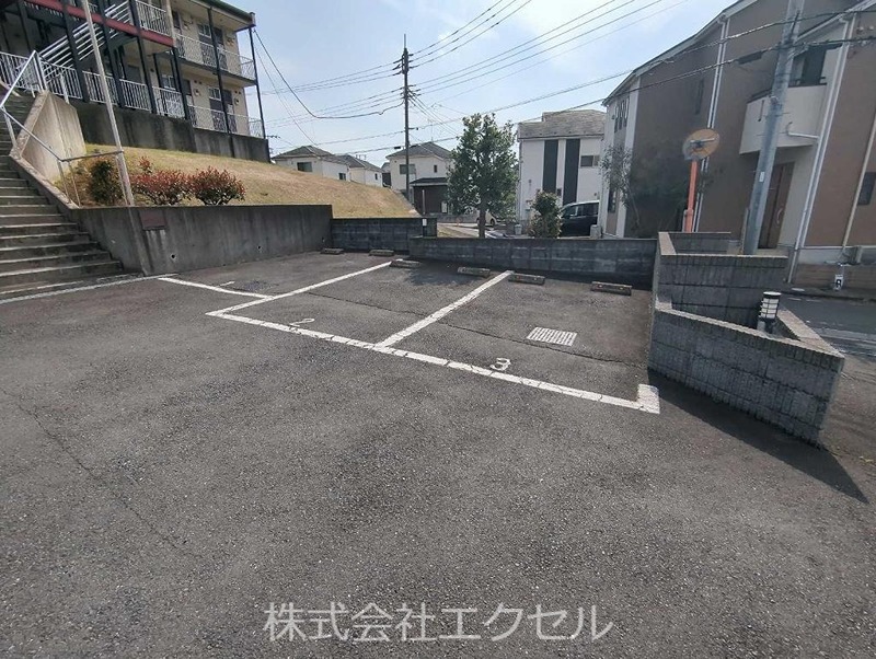 駐車場　敷地内駐車場