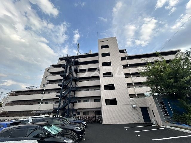 【練馬区北町のマンションの建物外観】