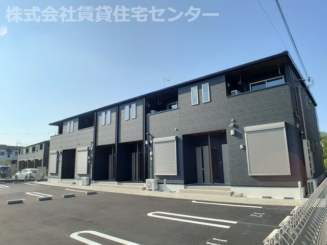 岩出市曽屋のアパートの建物外観