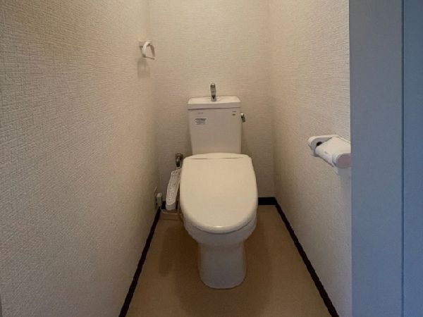 アイエスビルのトイレ写真