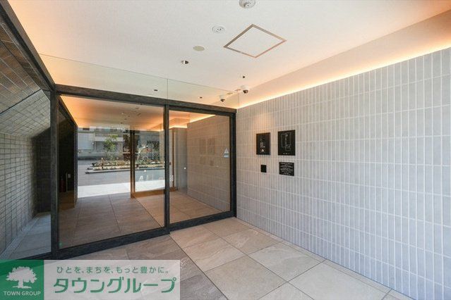 エントランス　エントランス