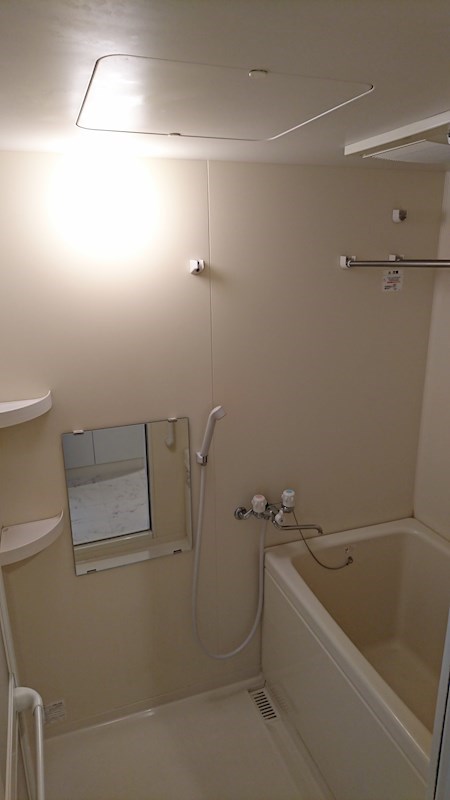 バス・シャワールーム　浴室
