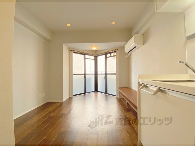 居室・リビング　洋室