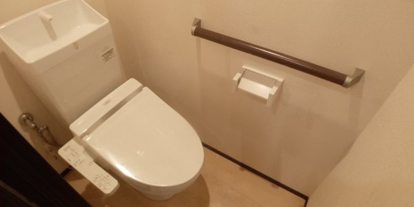 トイレ　設備・使用は号室により異なる為、現況を優先致します。